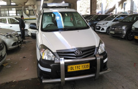 Toyota Innova Hire Toyota Innova Hire